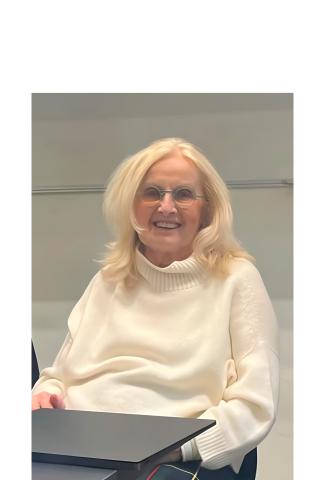 Carla Rinaldi in una lezione presso il Desu